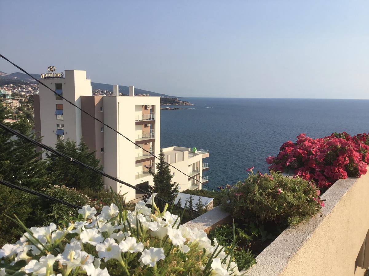Yourhome Beach Apartments Dobra Voda Extérieur photo